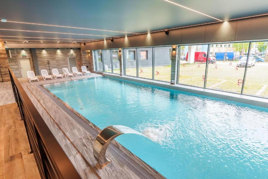 Apartamenty 214 Kasprowicza 20B Basen, Sauny,Fitness 코워브제크 외부 사진